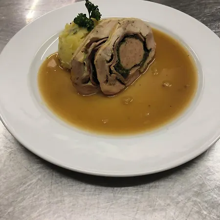 Haas 3* 巴德加斯坦